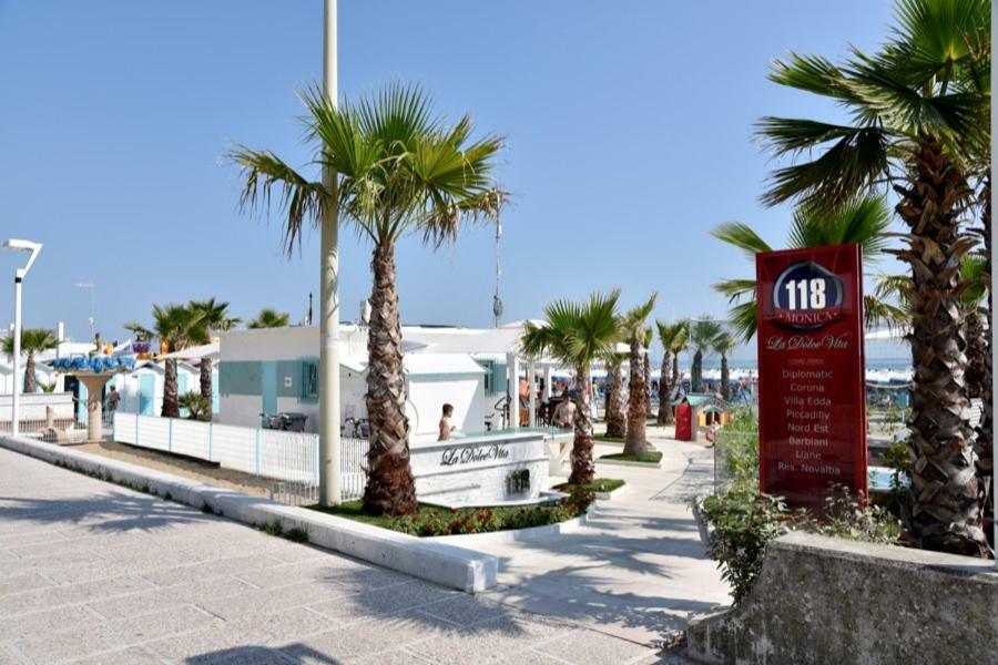Hotel Liane Riccione Eksteriør billede
