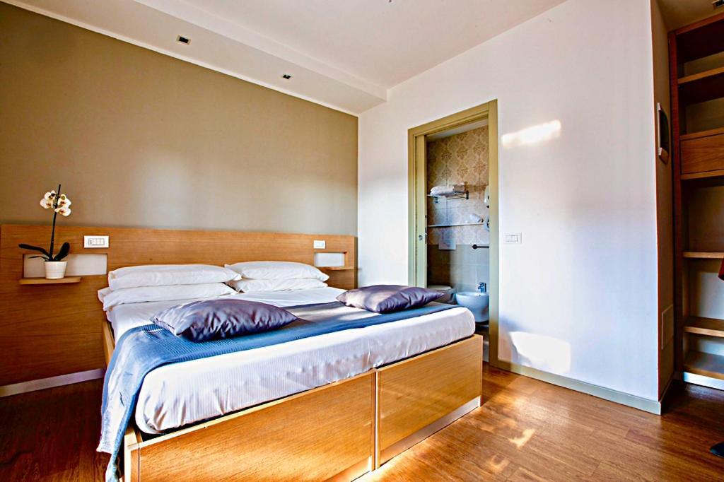 Hotel Liane Riccione Eksteriør billede